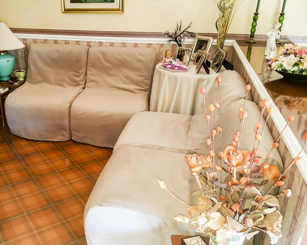 DIVANO PER INTERNO STILE CLASSICO