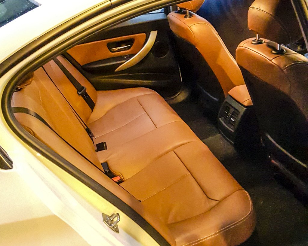 RIVESTIMENTO PERSONALIZZATO MARRONE SEDILI AUTO