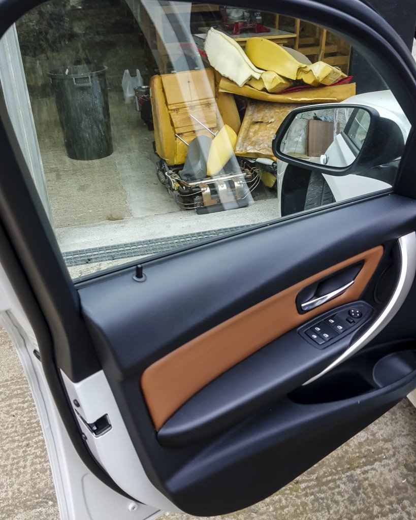 RIVESTIMENTO PERSONALIZZATO MARRONE SEDILI AUTO