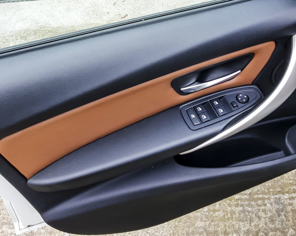 RIVESTIMENTO PERSONALIZZATO MARRONE SEDILI AUTO