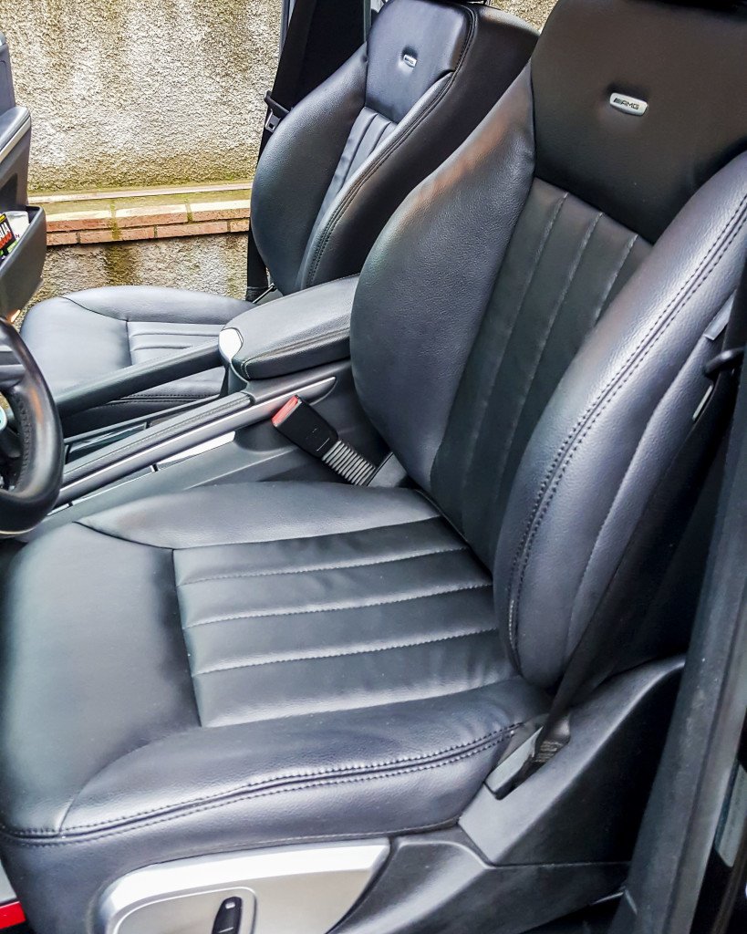 RIVESTIMENTO SEDILI AUTO PERSONALIZZATO