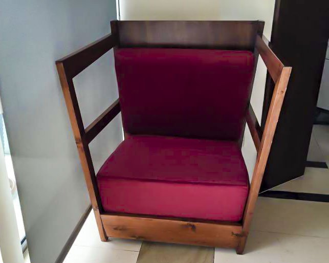 SEDIA IN STILE MODERNO ROSSA