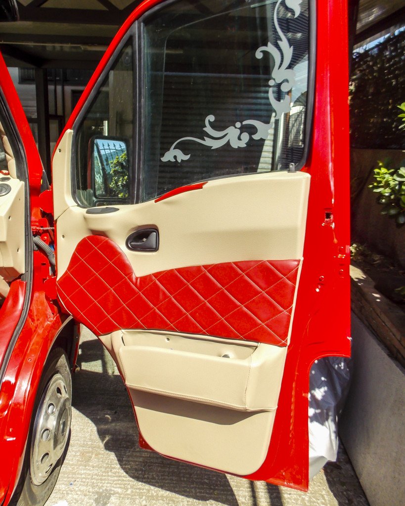 TAPPEZZERIA CAMION IVECO