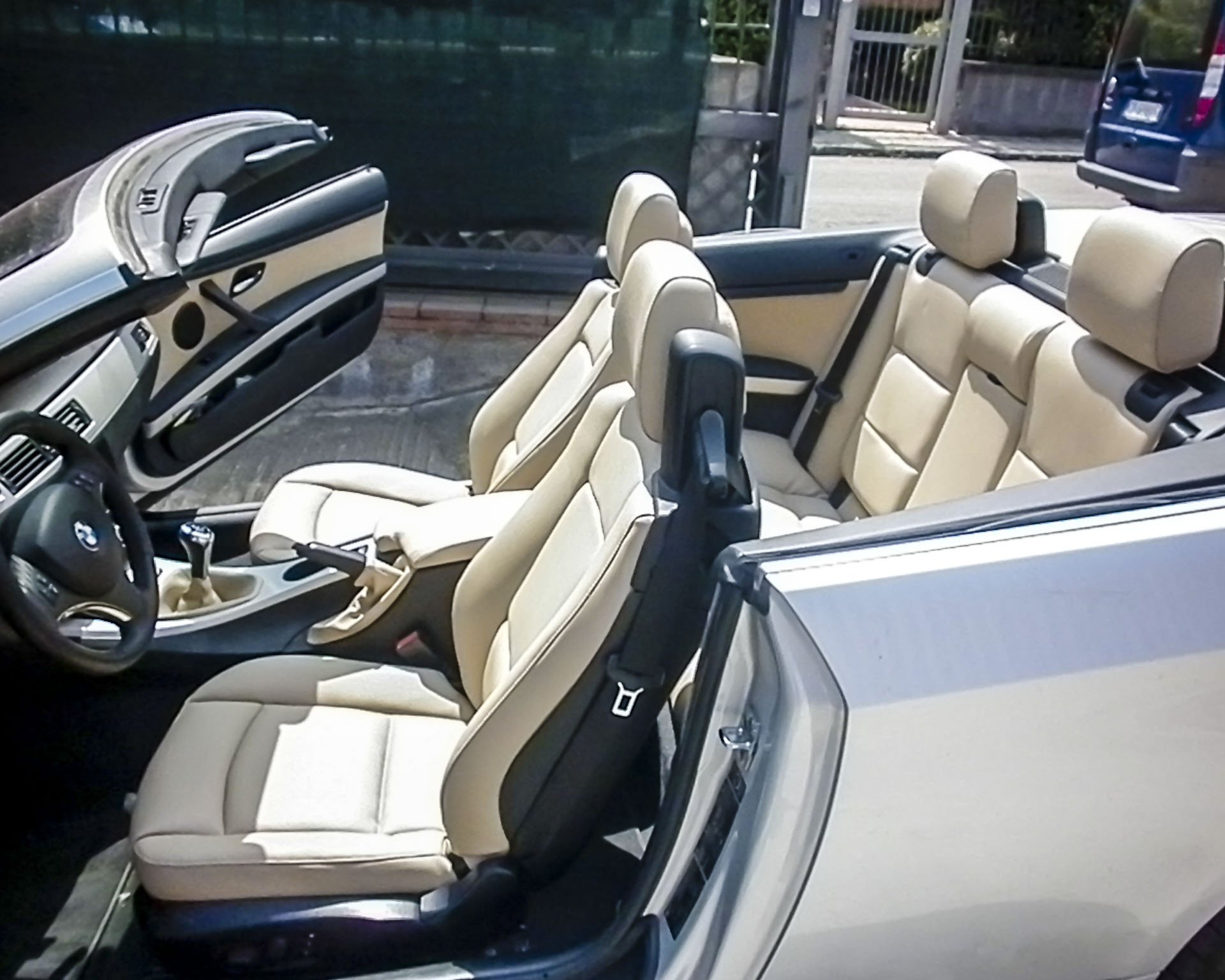 TAPPEZZERIA INTERNA AUTO