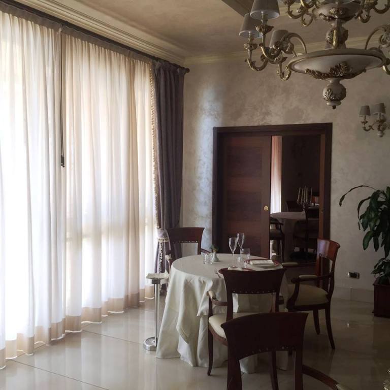 Tenda elegante da arredamento