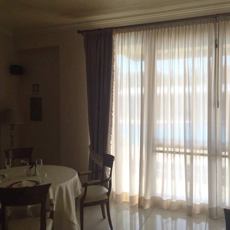 Tenda elegante da arredamento