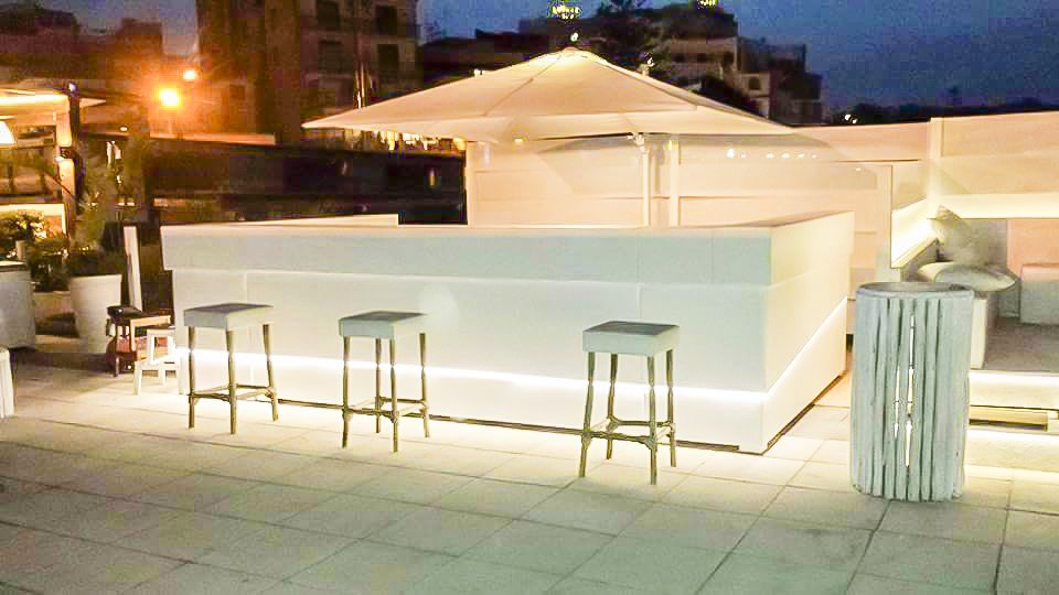 Arredamento locale all’aperto