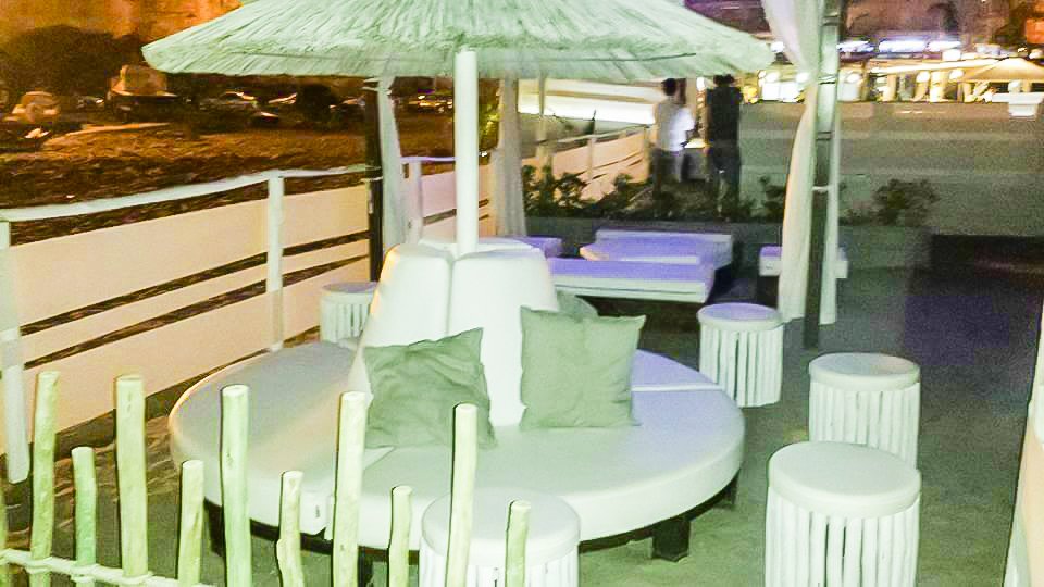 Arredamento locale all’aperto