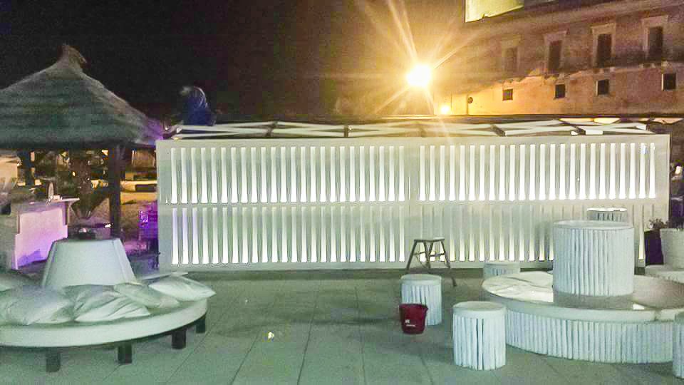 Arredamento locale all’aperto