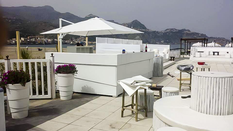 Arredamento locale all’aperto