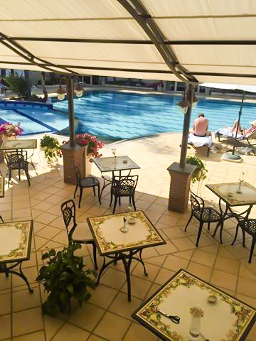 Arredamento zona bar-ristorante